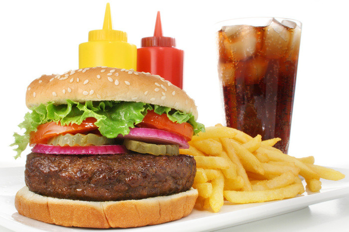 Từ bỏ thường xuyên ăn những thức ăn nhanh để giảm cân hiệu quảTừ bỏ thường xuyên ăn những thức ăn nhanh để giảm cân hiệu quả