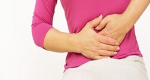 Ung thư dạ dày gây đau bụng kéo dài
