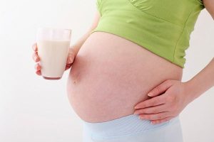 Sữa chứa nhiều chất dinh dưỡng giúp tăng chiều cao cho bé ngay trong bụng mẹ