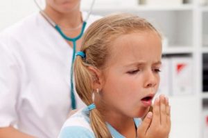 Triệu chứng viêm đường hô hấp thường gặp nhất là sốt, sổ mũi và chảy nước mũi